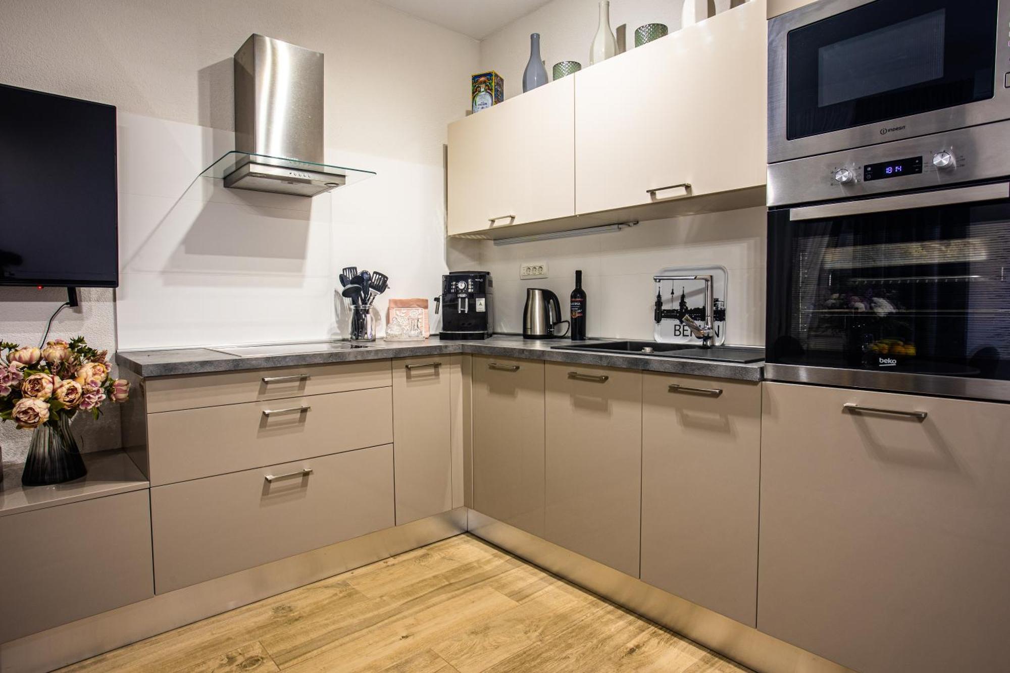 Luxusapartment Nav Подстрана Екстер'єр фото